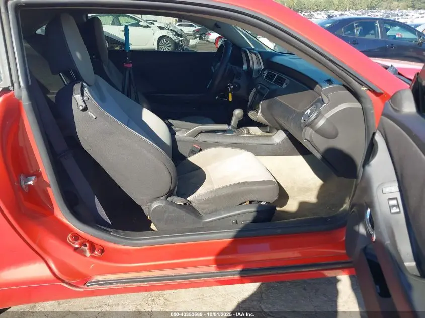 2012 CHEVROLET CAMARO 1LT