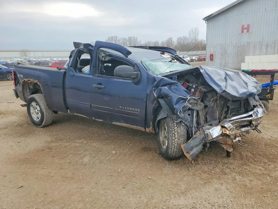 2011 CHEVROLET SILVERADO K1500 LT  