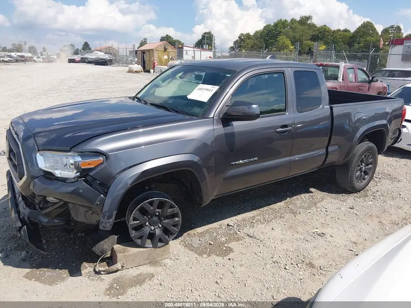 2022 TOYOTA TACOMA SR5