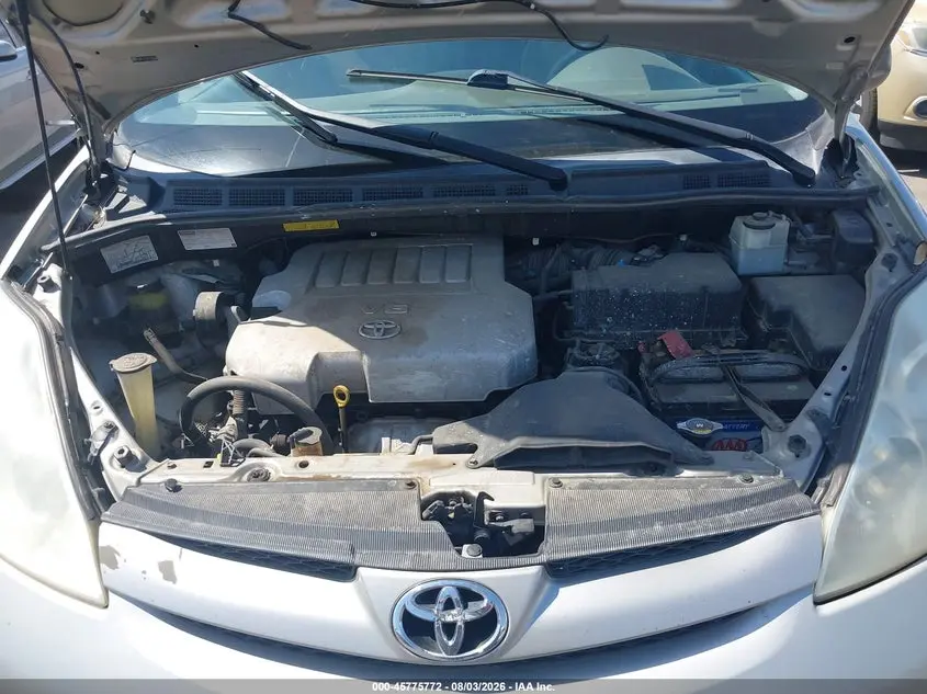 2010 TOYOTA SIENNA CE/LE