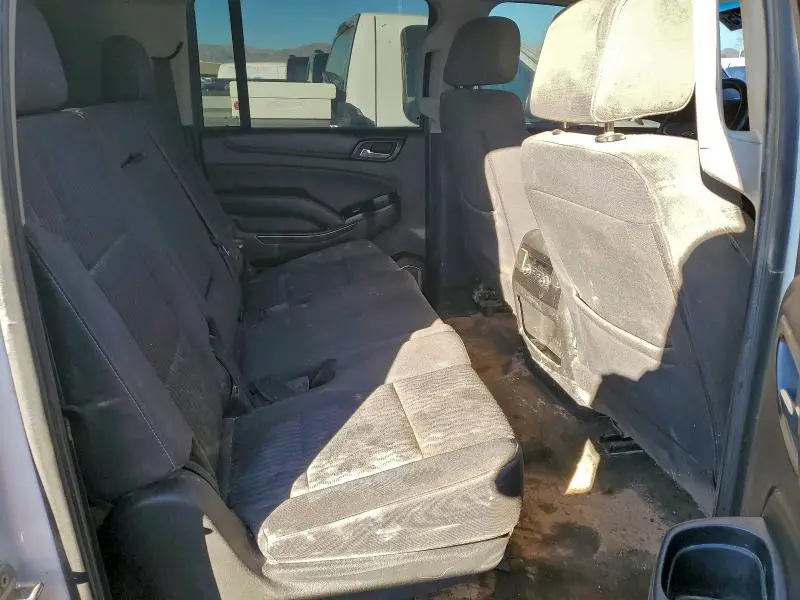 2017 CHEVROLET SUBURBAN C1500 LS  