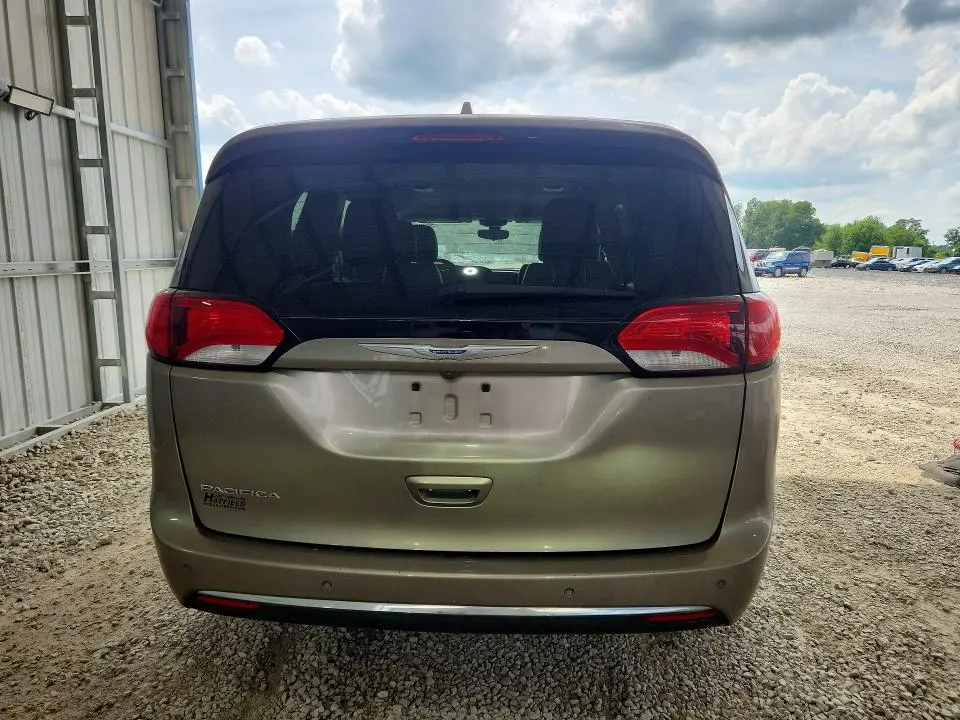 2018 CHRYSLER PACIFICA TOURING L  