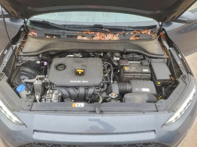 2021 HYUNDAI KONA SE  