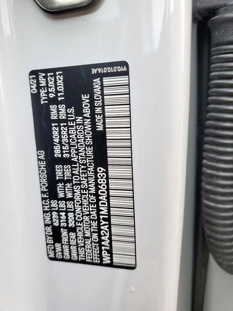 2021 PORSCHE CAYENNE   