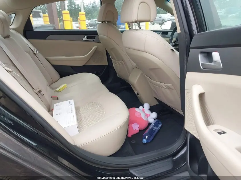 2015 HYUNDAI SONATA SE