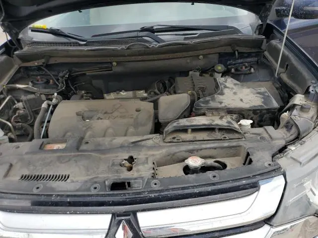 2017 MITSUBISHI OUTLANDER SE