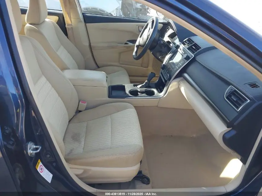 2016 TOYOTA CAMRY LE