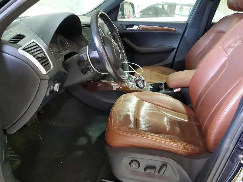 2010 AUDI Q5 PREMIUM PLUS  