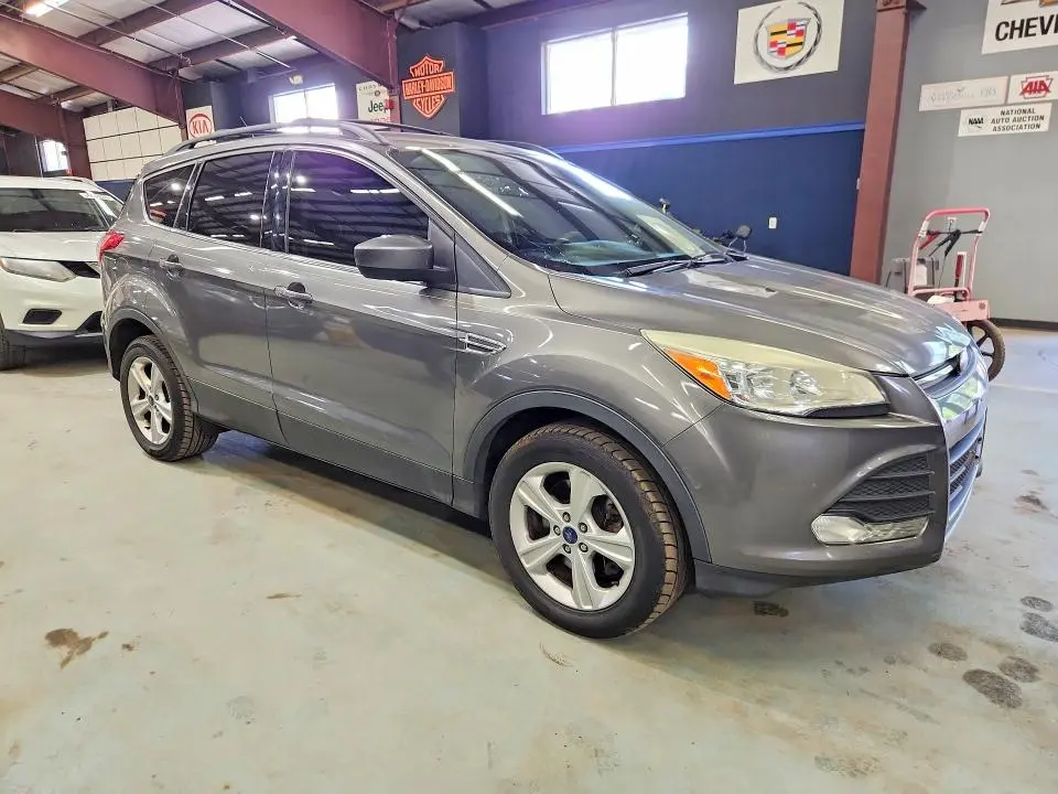 2014 FORD ESCAPE SE  
