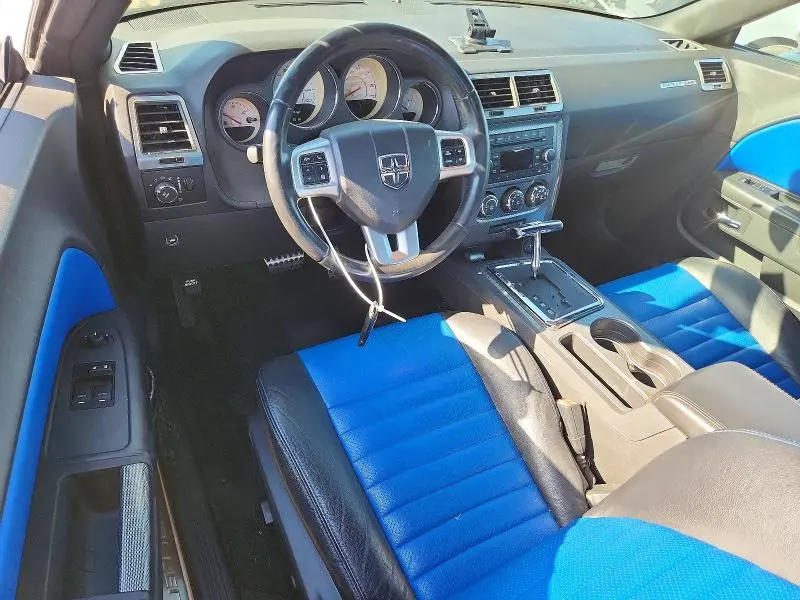2011 DODGE CHALLENGER R/T  