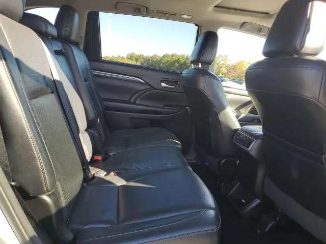 2017 TOYOTA HIGHLANDER LIMITED  