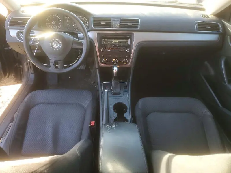 2012 VOLKSWAGEN PASSAT S  
