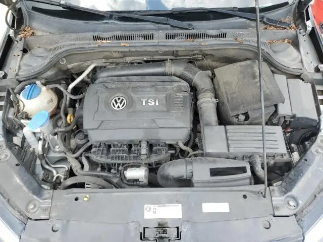 2017 VOLKSWAGEN JETTA SPORT  
