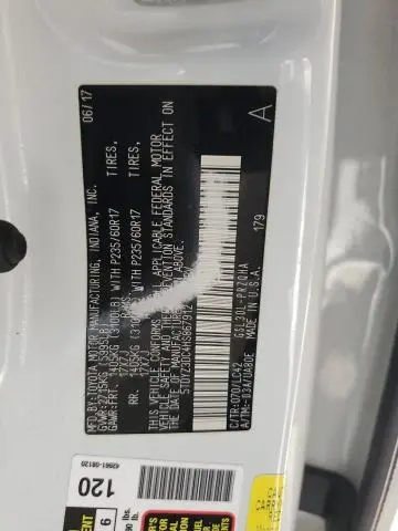 2017 TOYOTA SIENNA XLE  