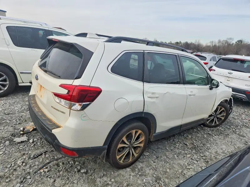 2021 SUBARU FORESTER LIMITED  