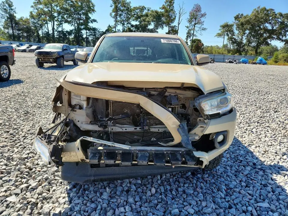 2016 TOYOTA TACOMA SR5  