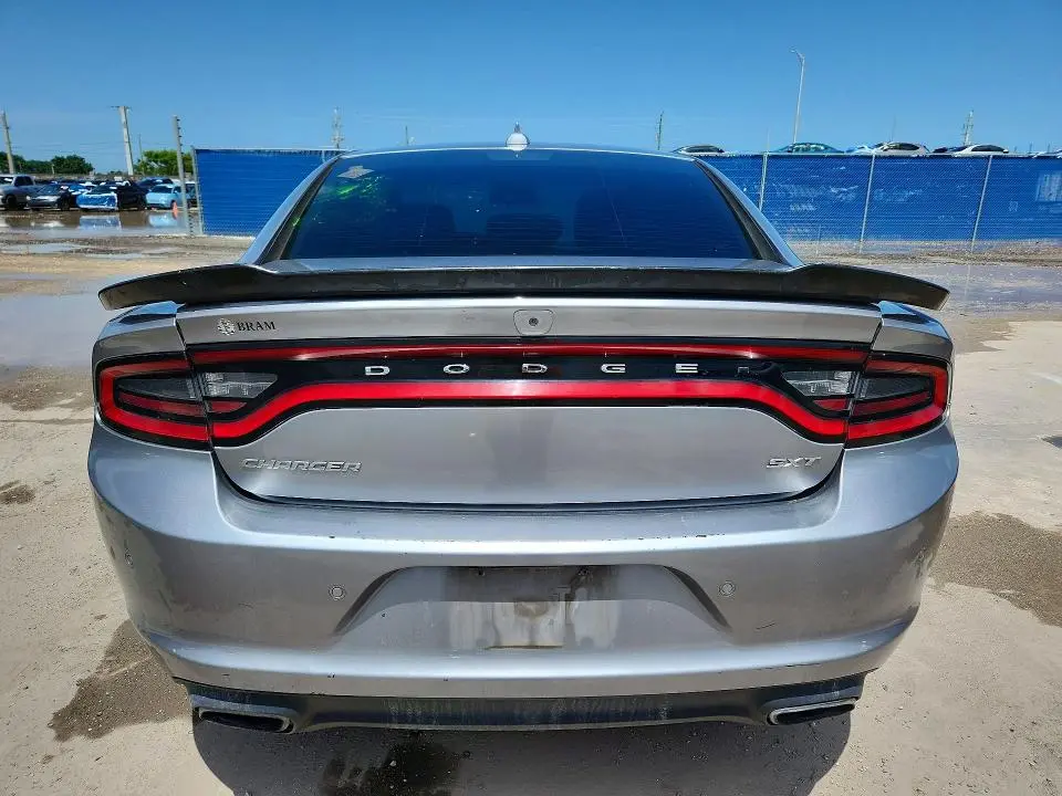2018 DODGE CHARGER SXT PLUS  