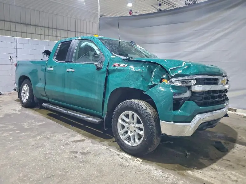 2025 CHEVROLET SILVERADO K1500 LT  