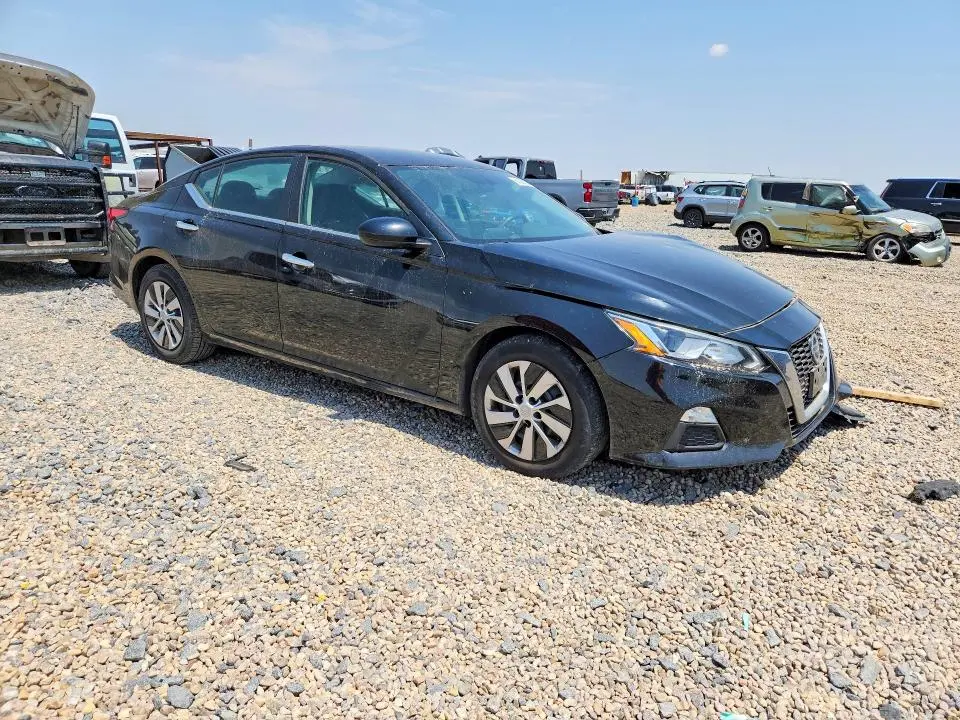 2020 NISSAN ALTIMA S  