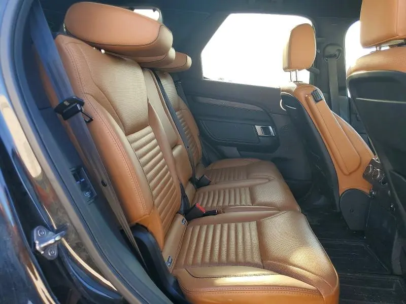 2017 LAND ROVER DISCOVERY HSE  