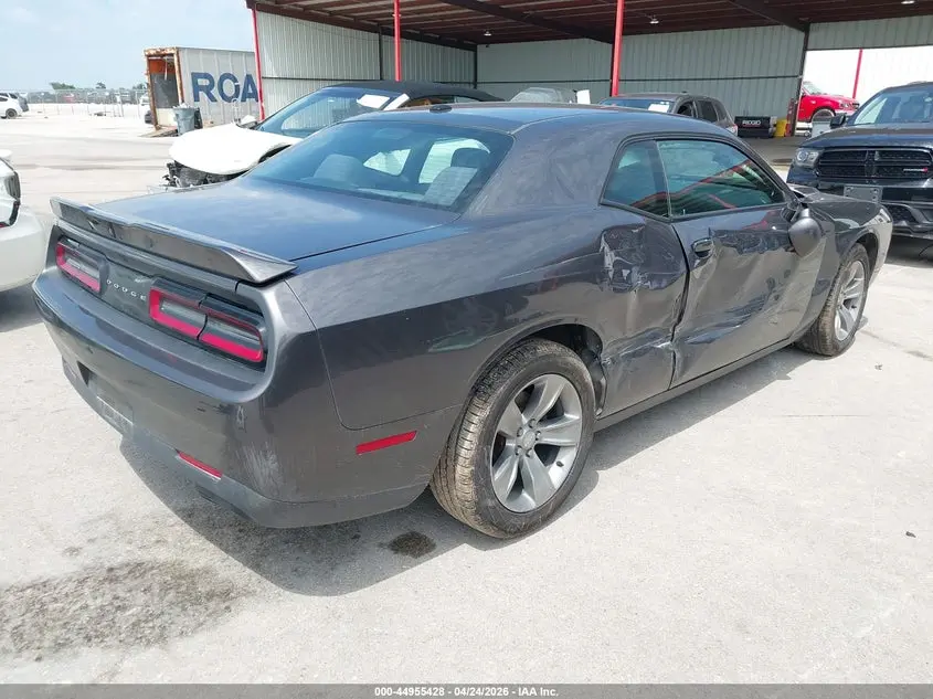 2019 DODGE CHALLENGER SXT