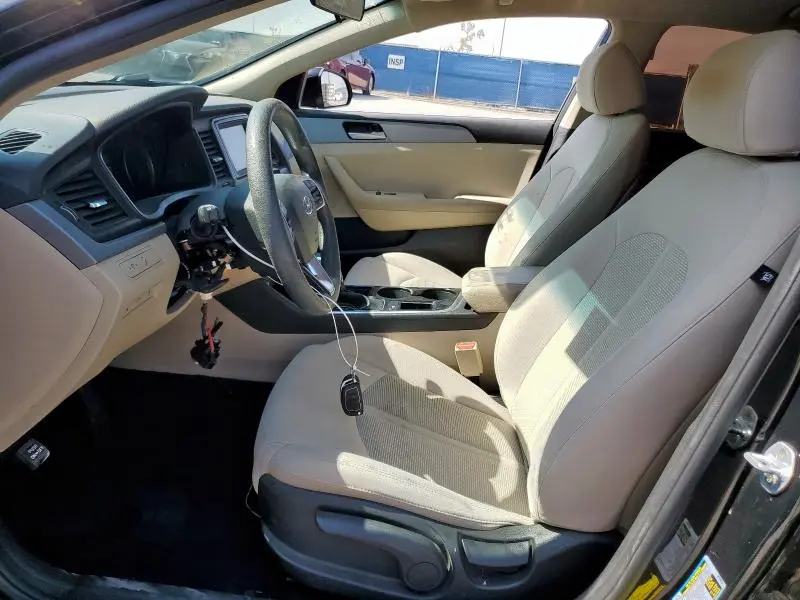 2019 HYUNDAI SONATA SE  