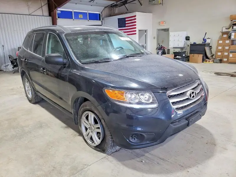 2012 HYUNDAI SANTA FE GLS  