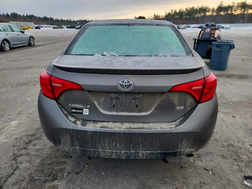 2019 TOYOTA COROLLA SE  