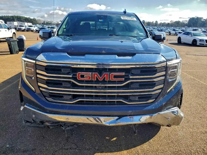 2022 GMC SIERRA K1500 SLT  