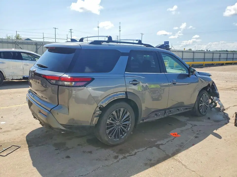2026 NISSAN PATHFINDER SL  