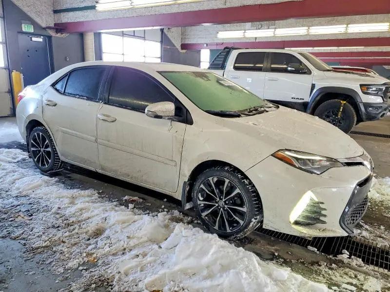 2019 TOYOTA COROLLA   