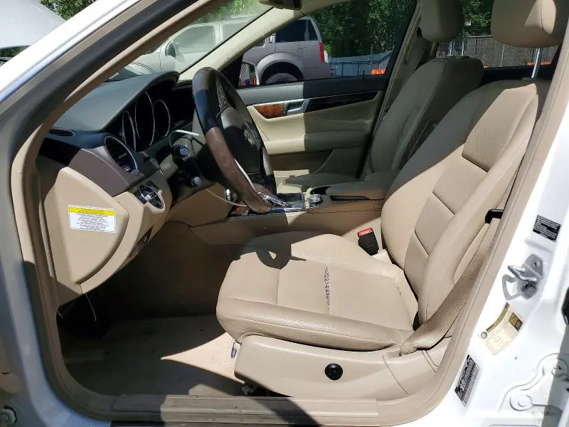 2013 MERCEDES-BENZ C 250  