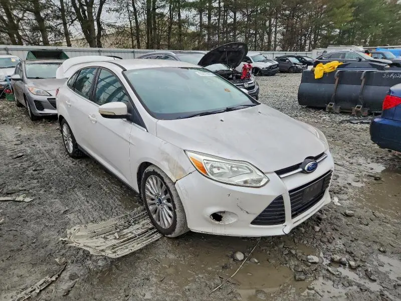 2012 FORD FOCUS TITANIUM  