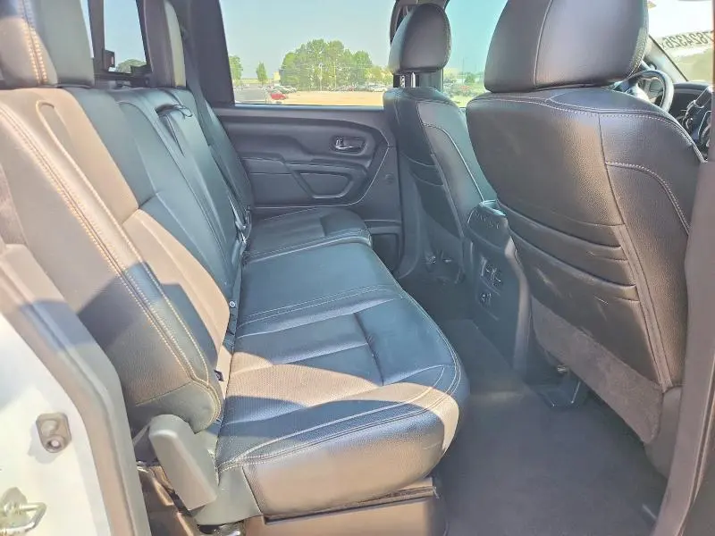 2018 NISSAN TITAN SL  