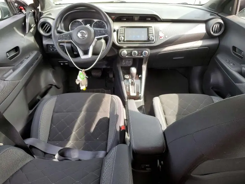 2020 NISSAN KICKS S  