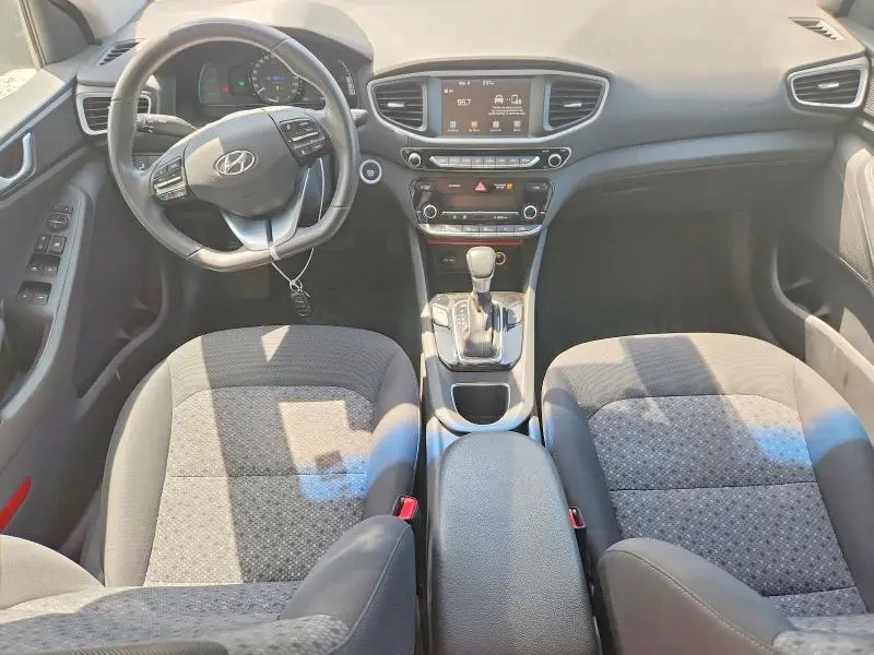 2017 HYUNDAI IONIQ SEL  