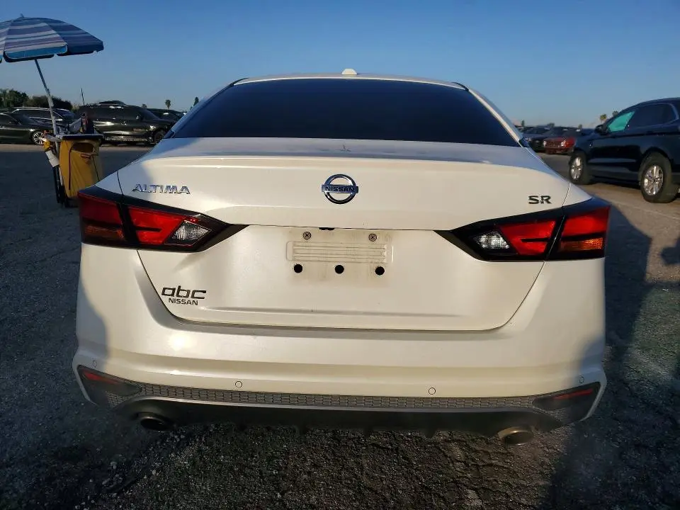 2020 NISSAN ALTIMA SR  
