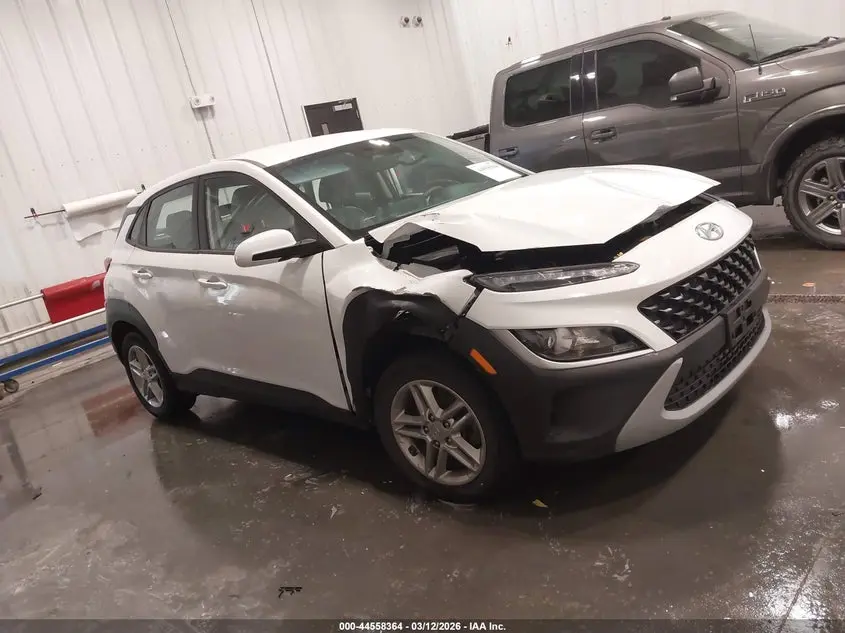 2022 HYUNDAI KONA SE