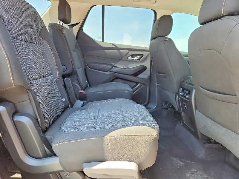 2018 CHEVROLET TRAVERSE LT  