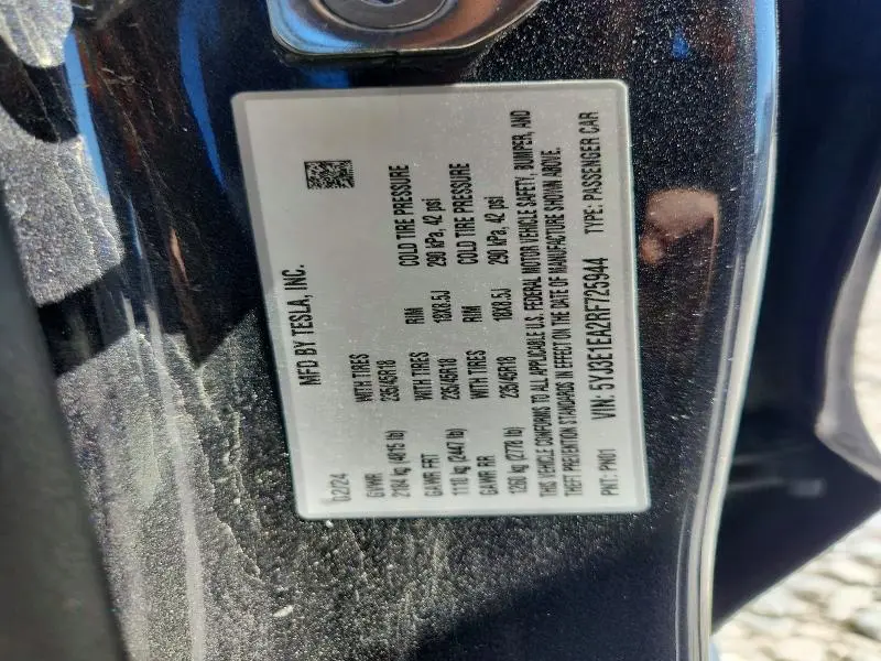 2024 TESLA MODEL 3   