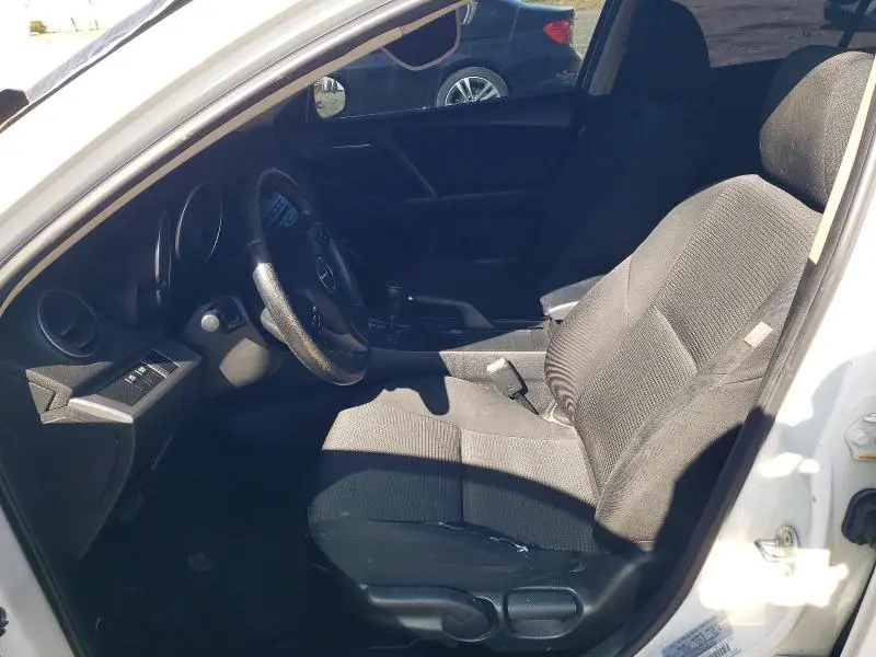 2013 MAZDA 3 I  