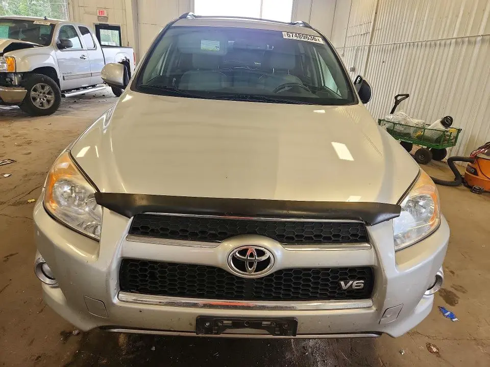 2012 TOYOTA RAV4 LIMITED  