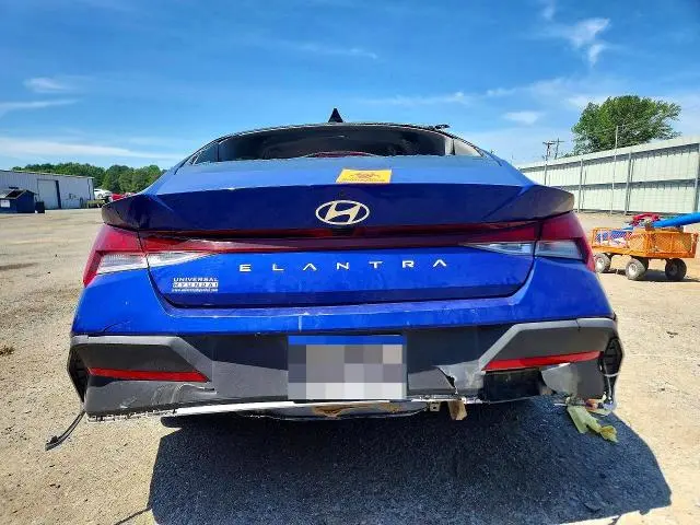 2024 HYUNDAI ELANTRA SEL  