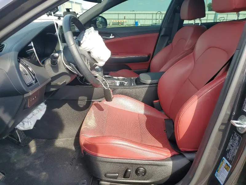 2023 KIA STINGER GT LINE  