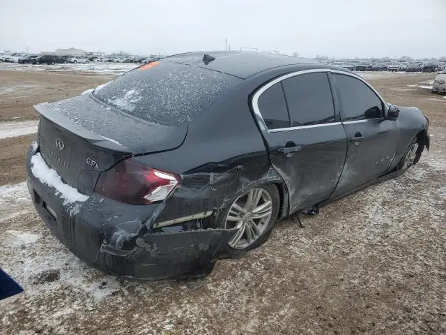 2011 INFINITI G37   