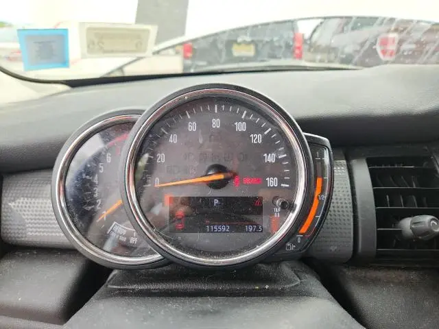 2018 MINI COOPER   