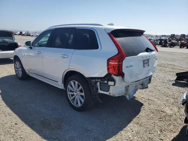 2017 VOLVO XC90 T6  