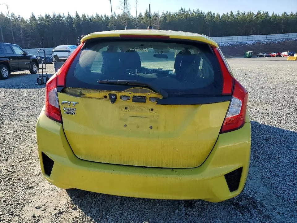 2015 HONDA FIT LX  