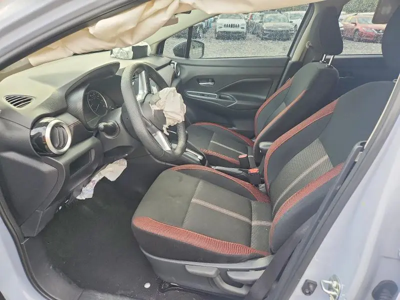 2024 NISSAN VERSA SR  