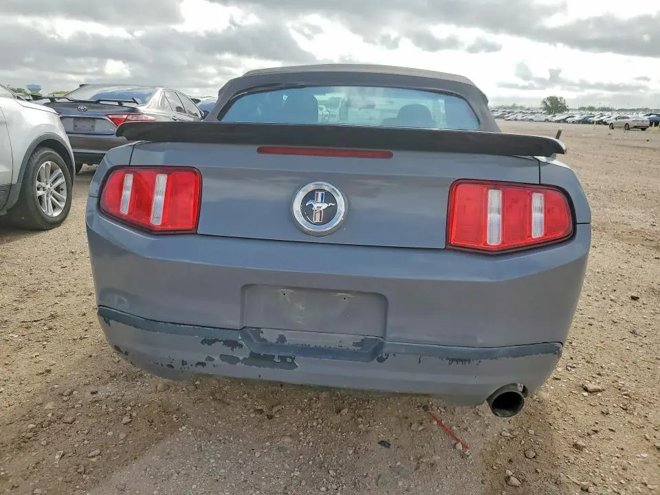 2010 FORD MUSTANG   